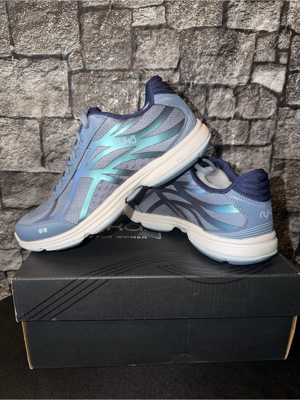 RYKA Devo 3 Plus 🩵 Walking Sneakers